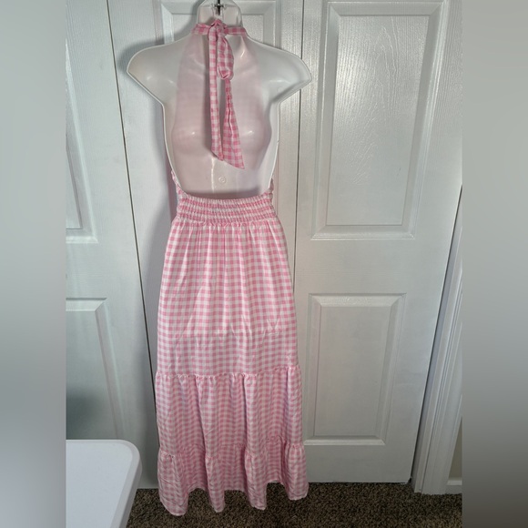 Zesica Summer Crossover Halter Neck Plaid Smock Cutout Backless Flowy Maxi Dress - Picture 7 of 12